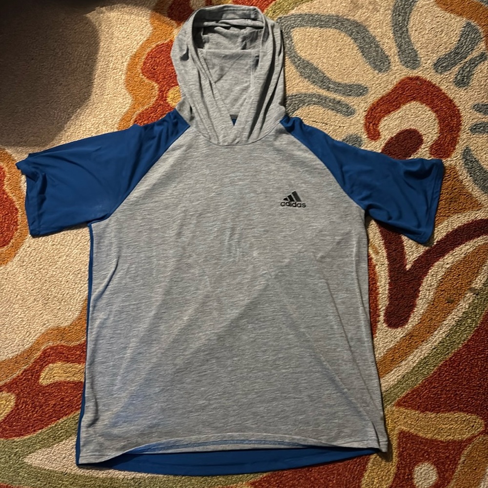 Adidas top